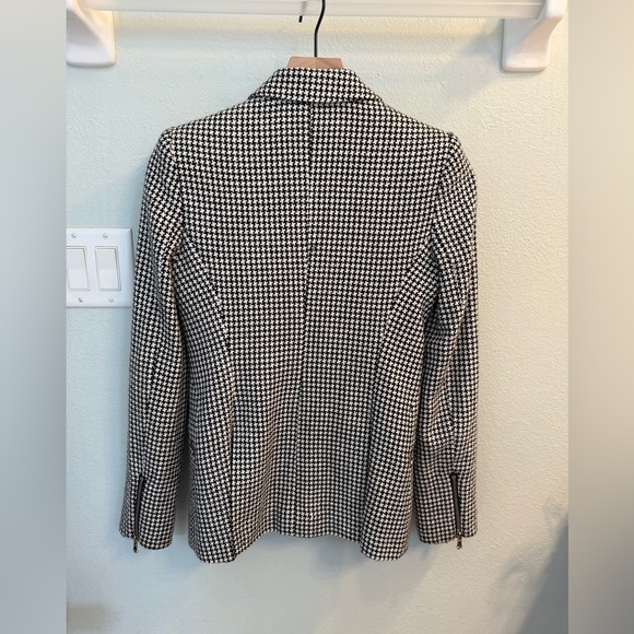 L'AGENCE Candra Zip Pocket Houndstooth Check Blazer - Picture 13 of 13